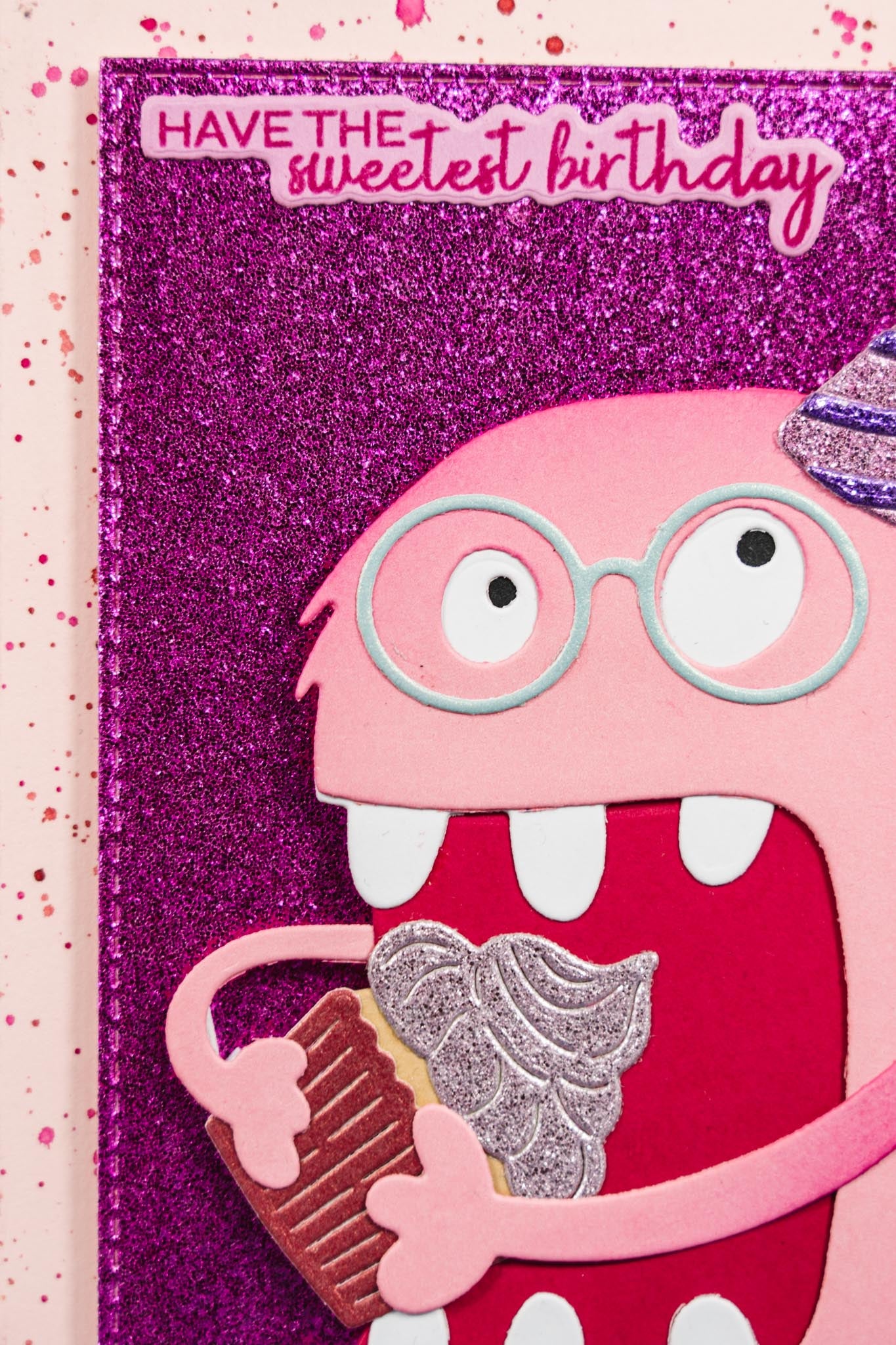 Monstre cupcake rose