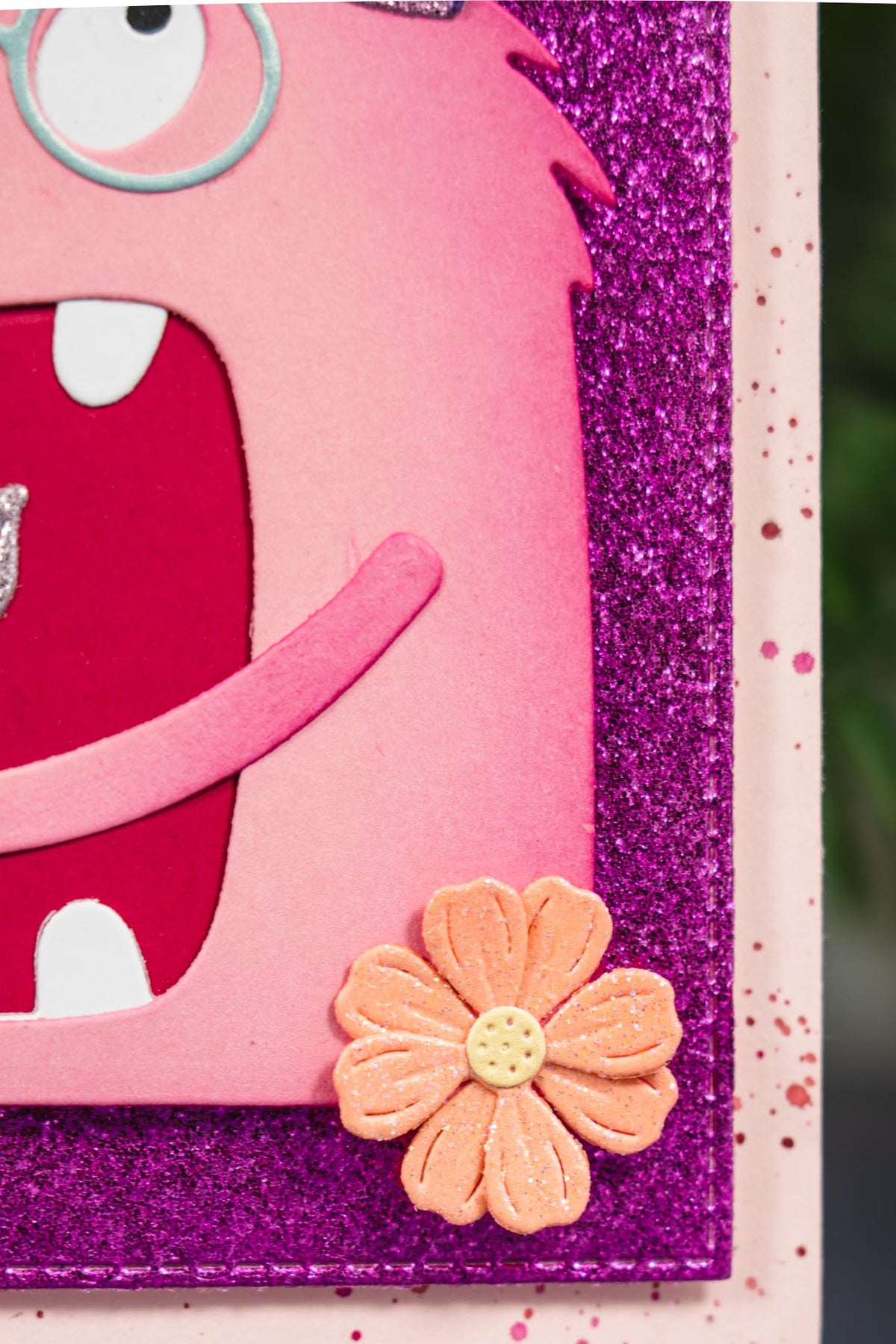 Monstre cupcake rose