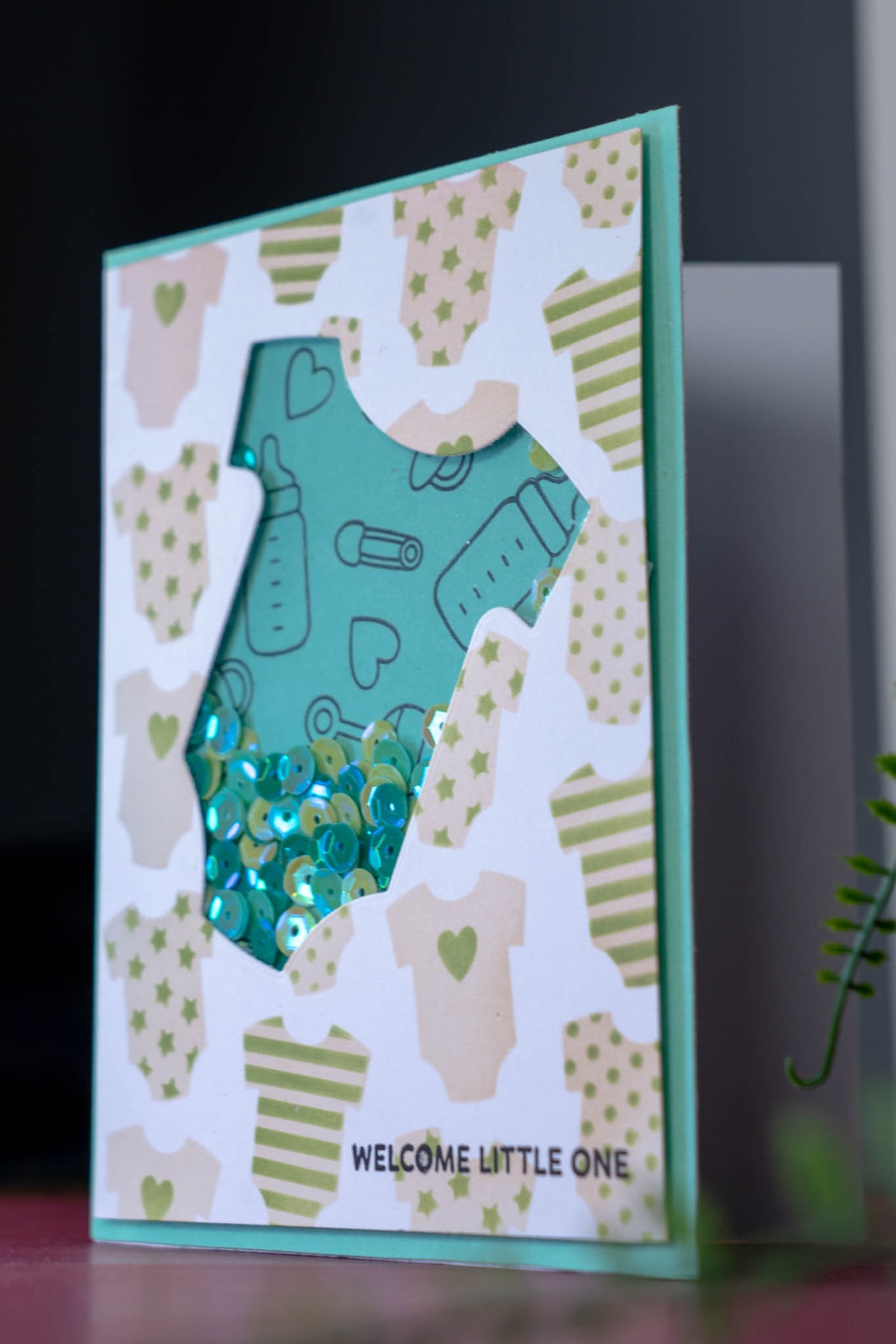 Welcome Little One carte shaker Vert